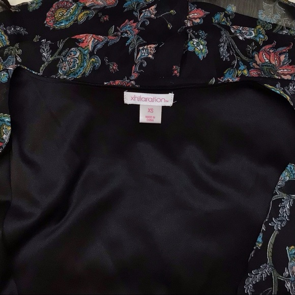 Xhilaration Black Floral Romper - Picture 4 of 4